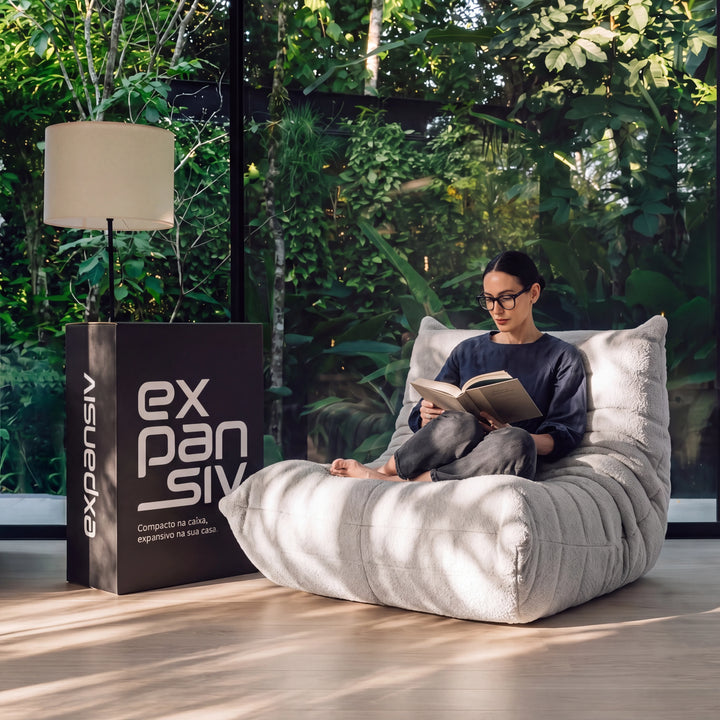 Poltrona na Caixa Mood – Bouclé Cinza